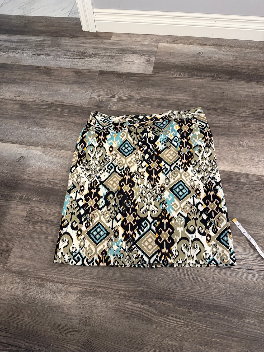 Van Hansen Printed A-Line Skirt in Black, Cream & Teal